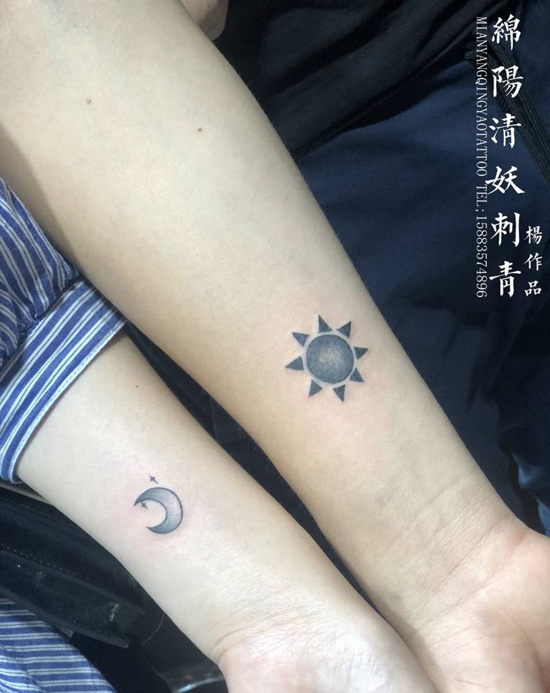 小臂日月情侣纹身 店长-杨作品纹身图片