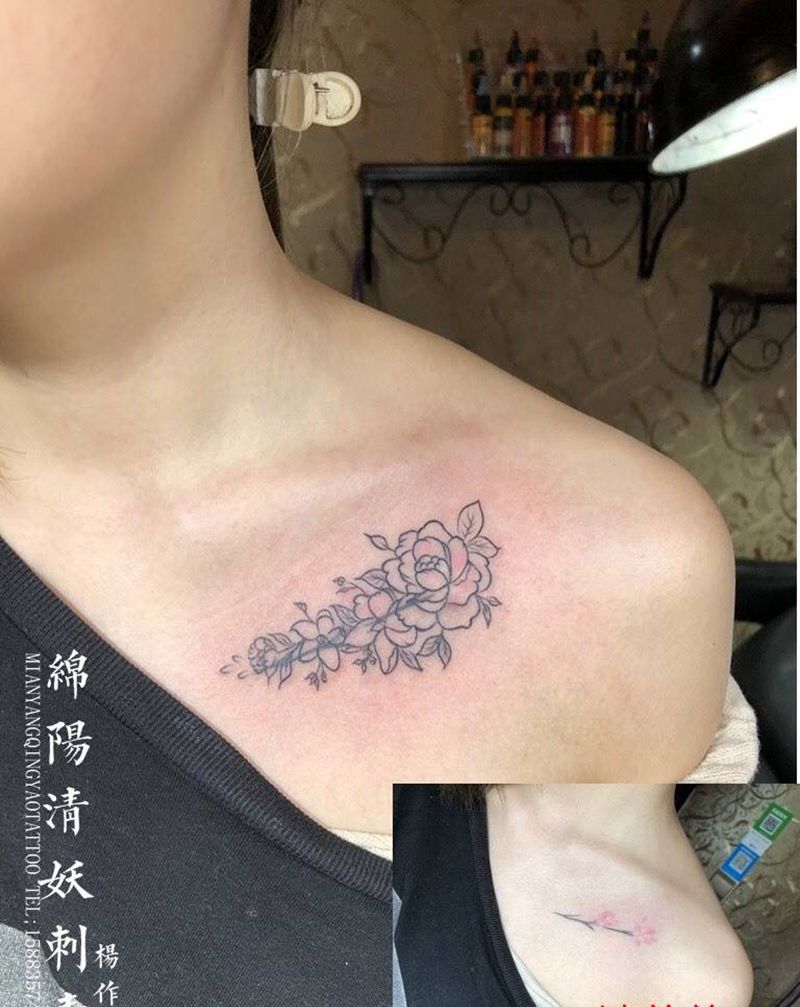 花胸口纹身图片