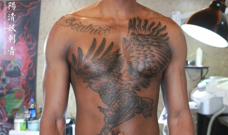 胸部完成下次继续，感谢来自澳大纹身图片_颈部背部臀部手臂欧美习俗国画动物植物纹身图案