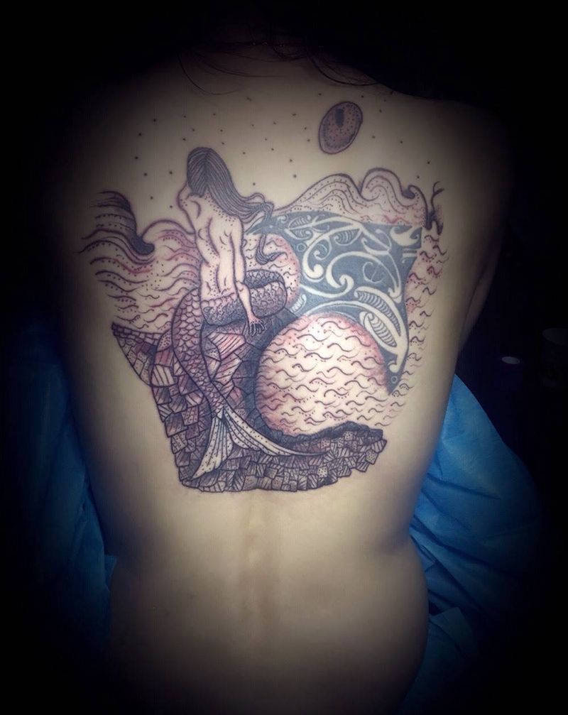 点刺美人鱼纹身图片