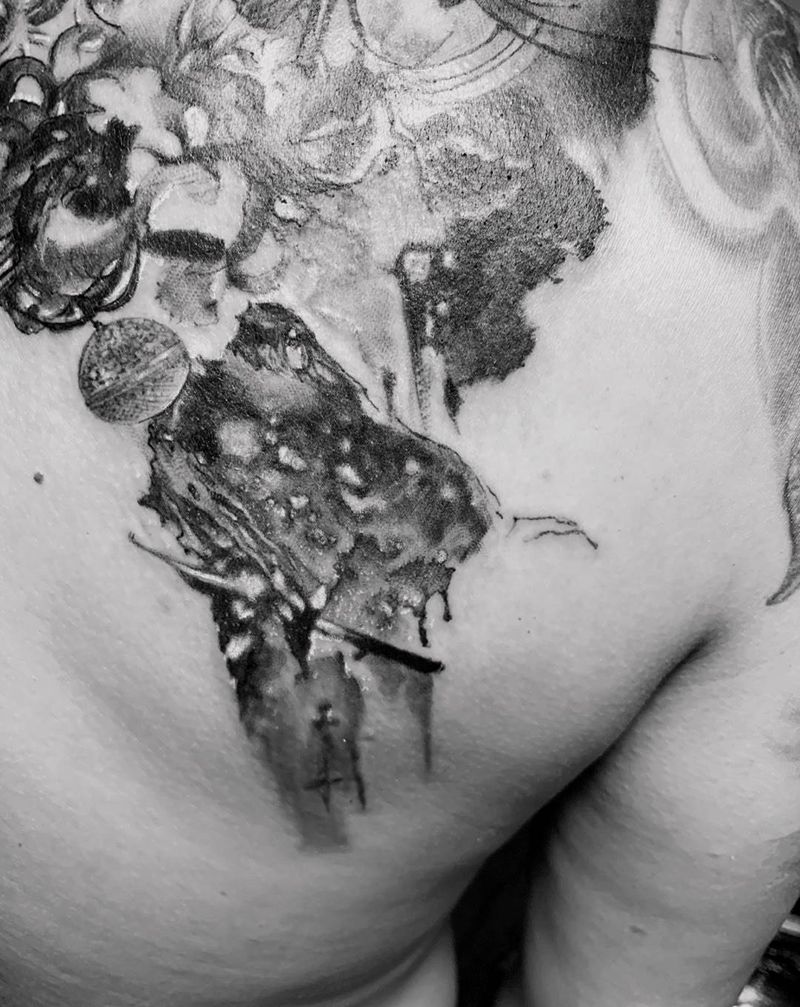 江湖纹身图片_背部水墨纹身图案