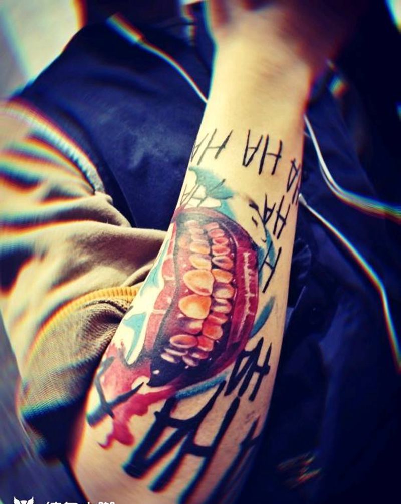 小丑嘴纹身图片_New School小丑  嘴纹身图案