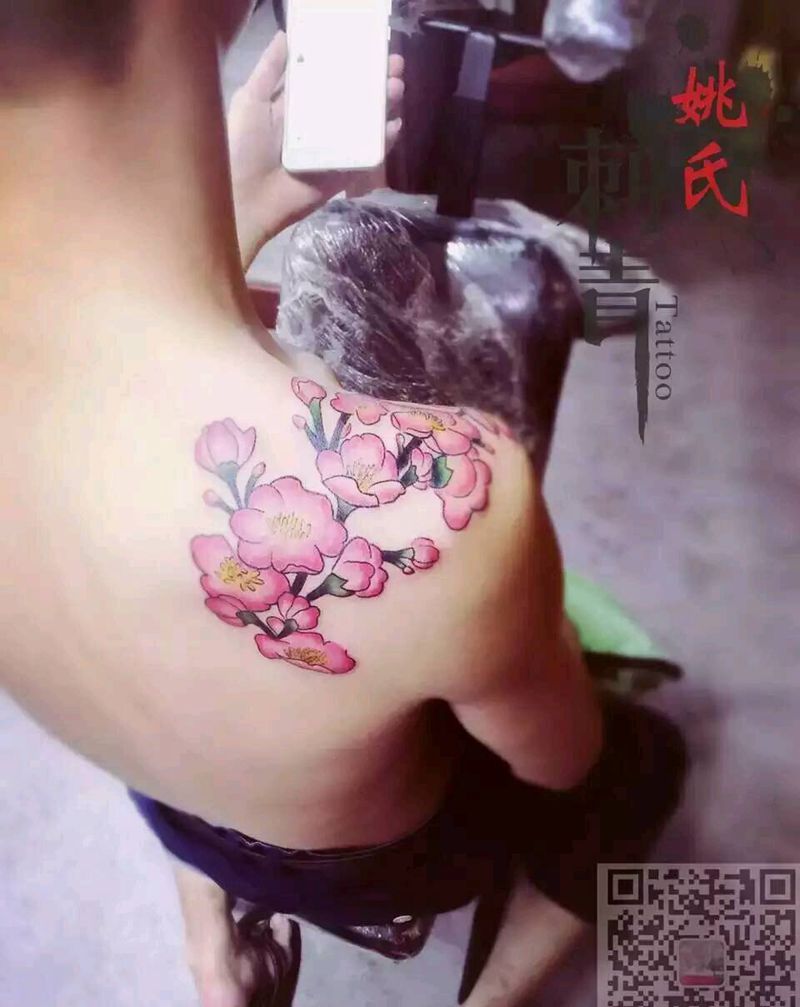 桃花朵朵开纹身图片
