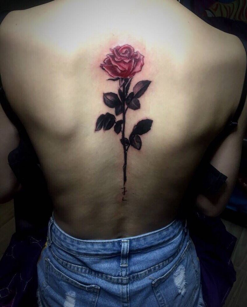 细有蔷薇纹身图片