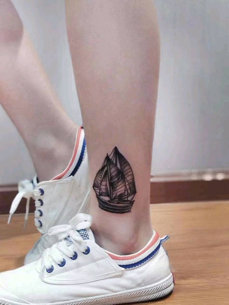 小清新帆船纹身图片_脚部清新成品纹身图案