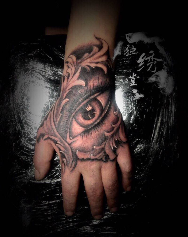 手面遮盖纹身图片