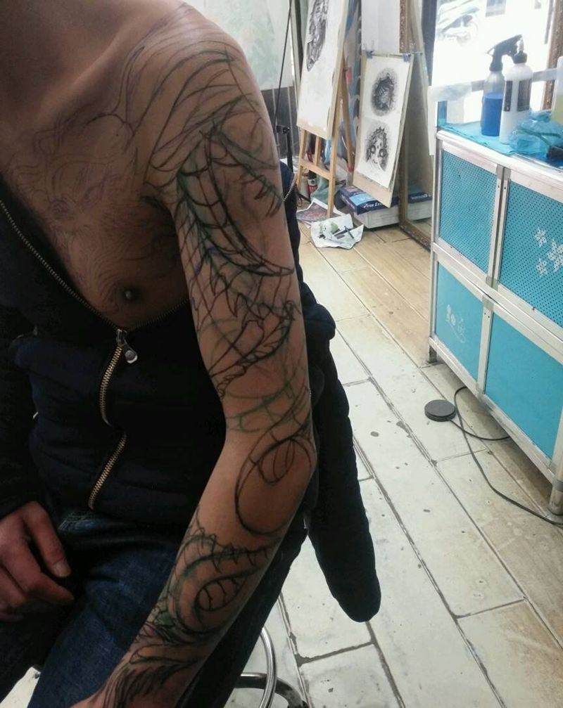 遮盖两个旧纹身,用了MY纹身图片