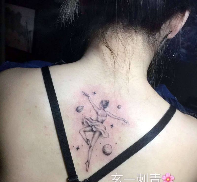 舞者纹身图片