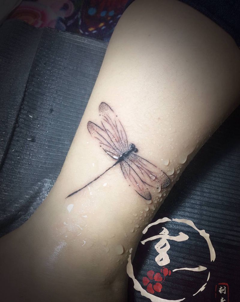 丁丁猫纹身图片_脚部纹身图案