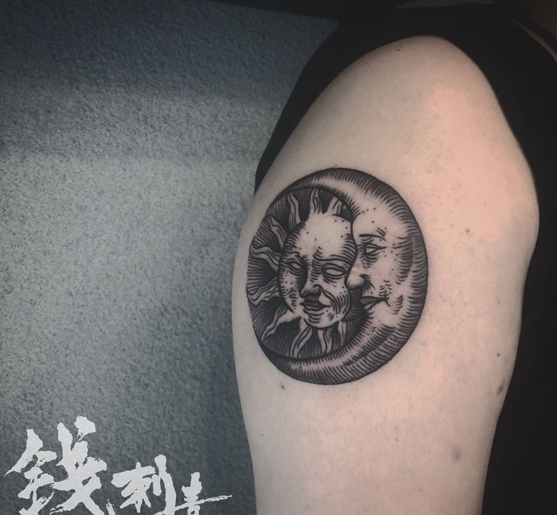 近期纹身图片_手部腿部Old School花体字纹身图案