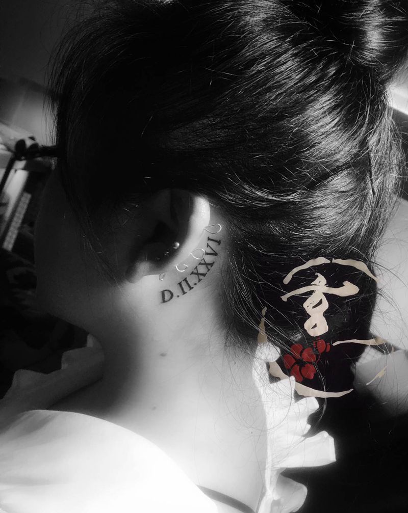 潘潘同款纹身图片_肩部纹身图案