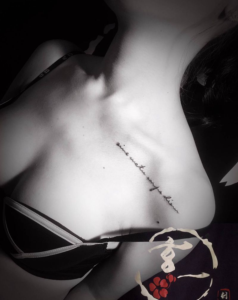 性感2枚纹身图片_肩部纹身图案