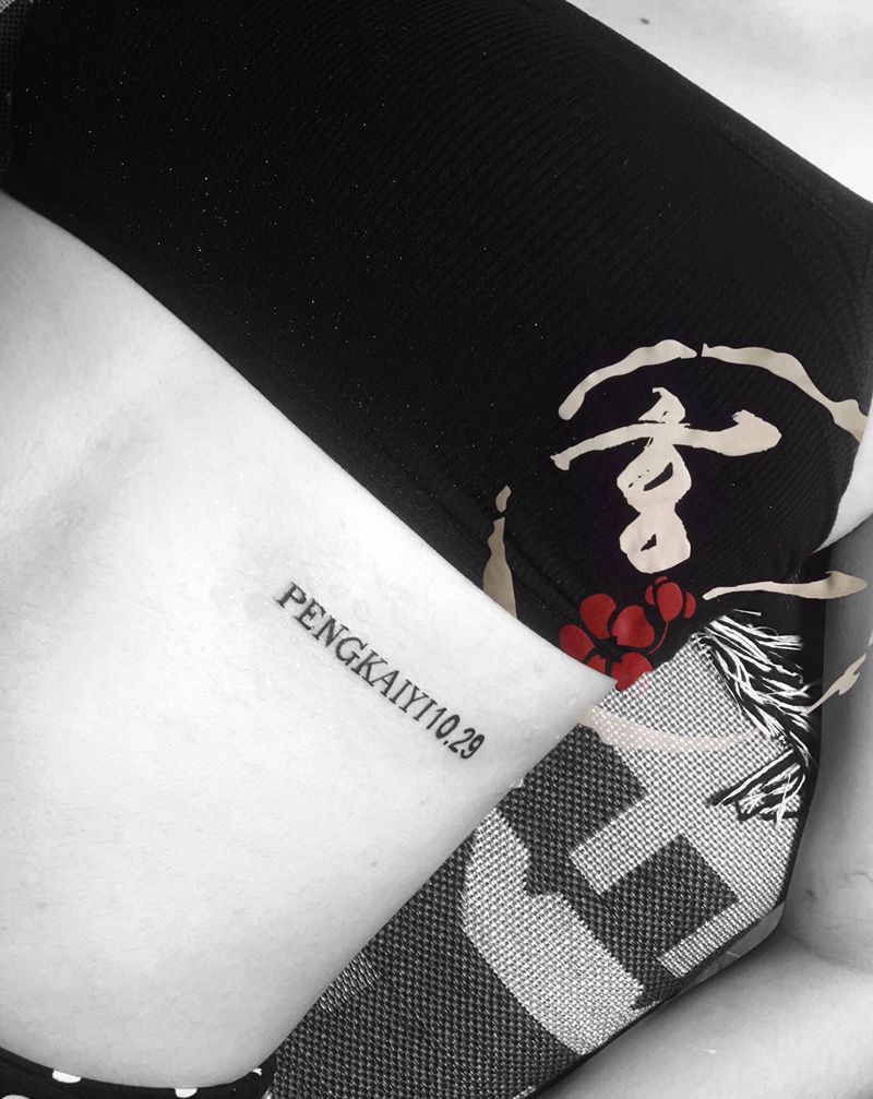 小玩意3枚纹身图片_腰部纹身图案