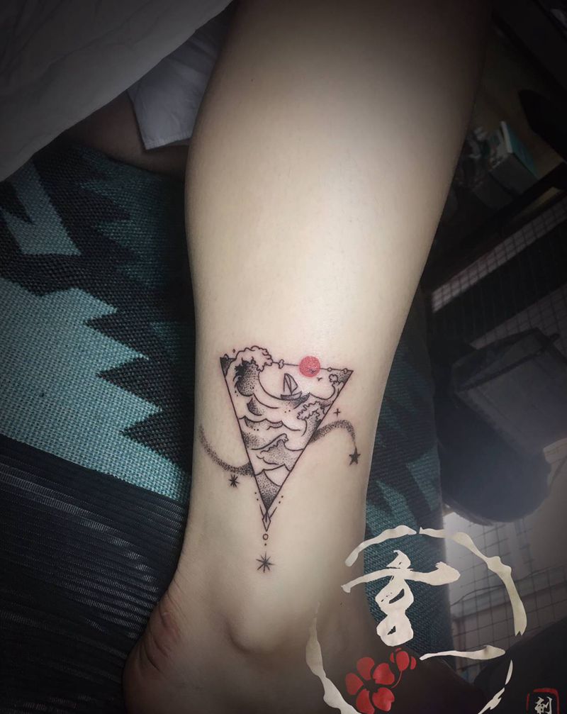 浪纹身图片_腿部纹身图案