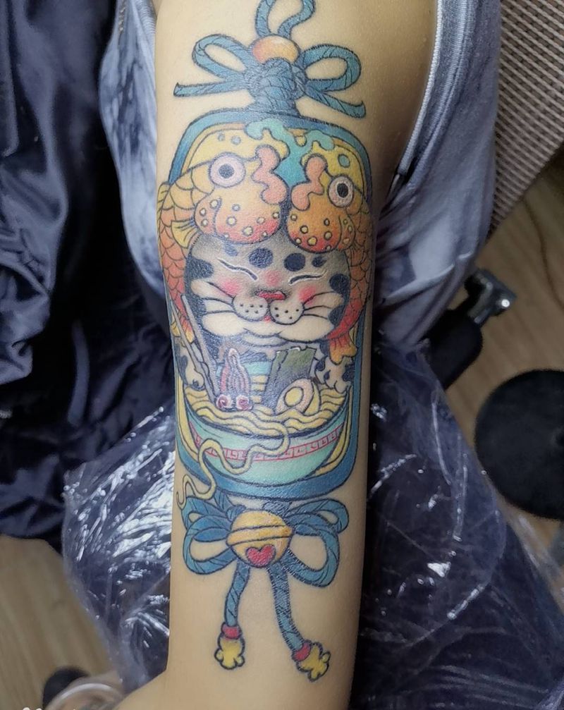 猫纹身图片_手臂新传统纹身图案