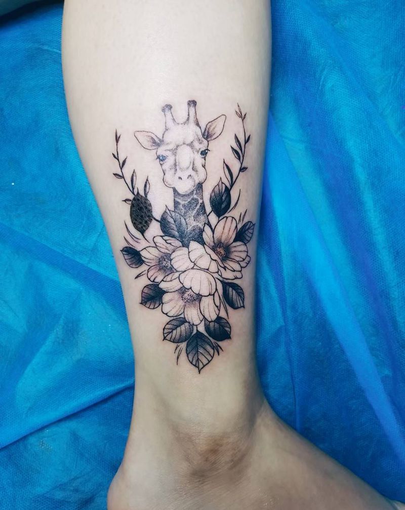 胎记遮盖纹身图片_脚部点刺纹身图案