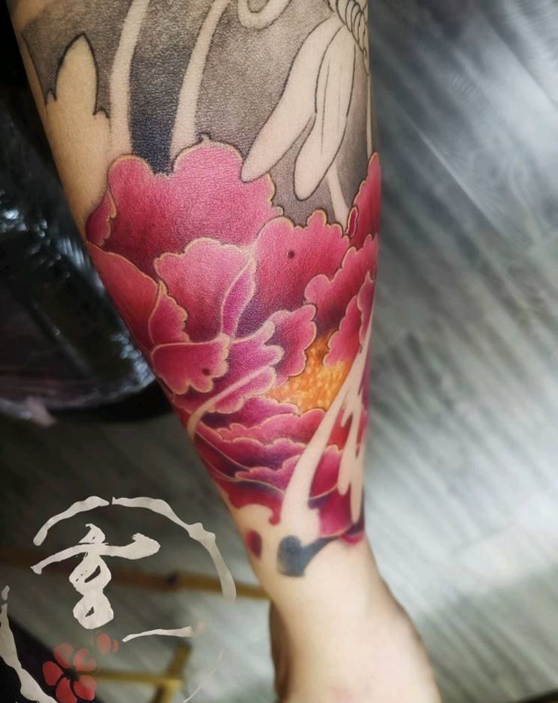 传统彩色花臂花絮一枚纹身图片_新传统纹身图案