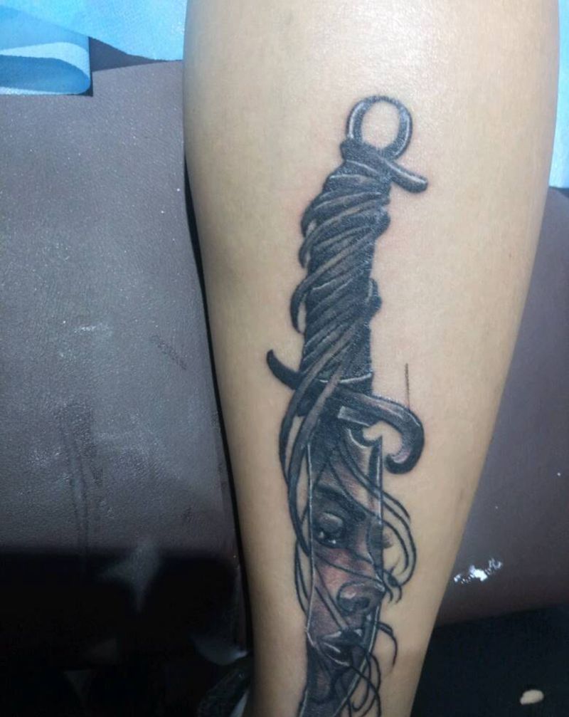 超现实匕首纹身图片