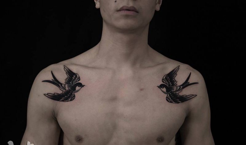 燕子·黑哥作品纹身图片_肩部New School纹身图案