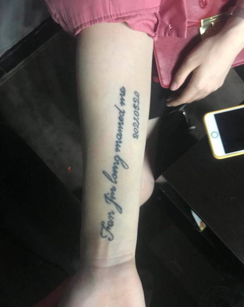 精准遮盖玫瑰花纹身图片