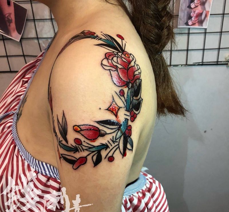 超好看的肩花 了解一下纹身图片