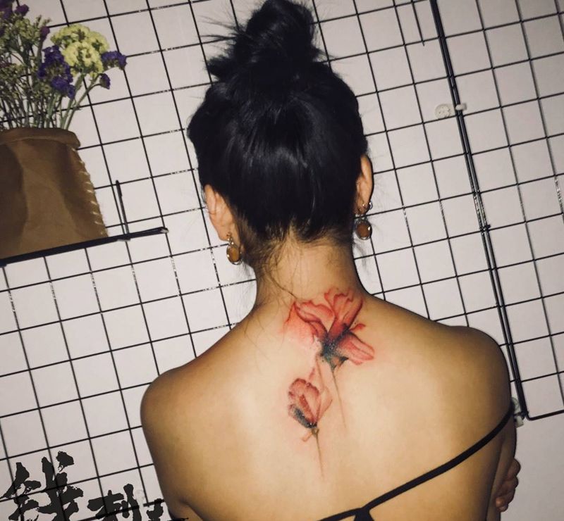 最近工作室很火的花儿纹身图片