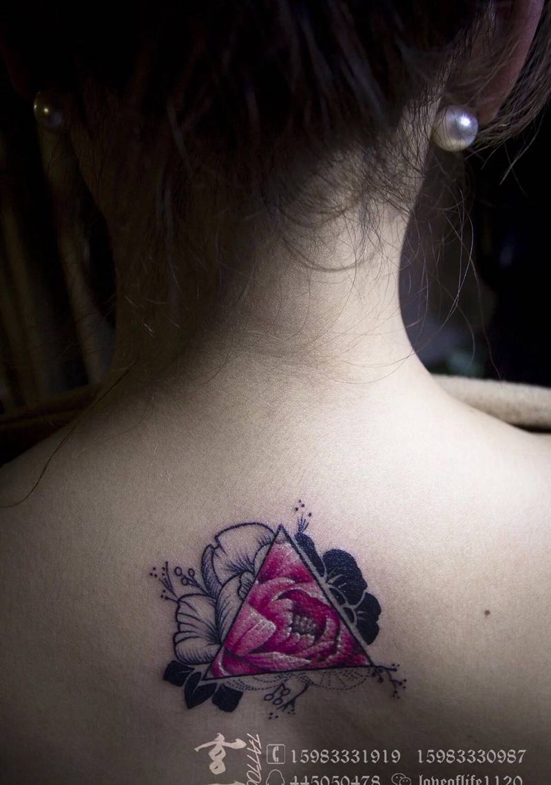 小清新玫瑰纹身图片