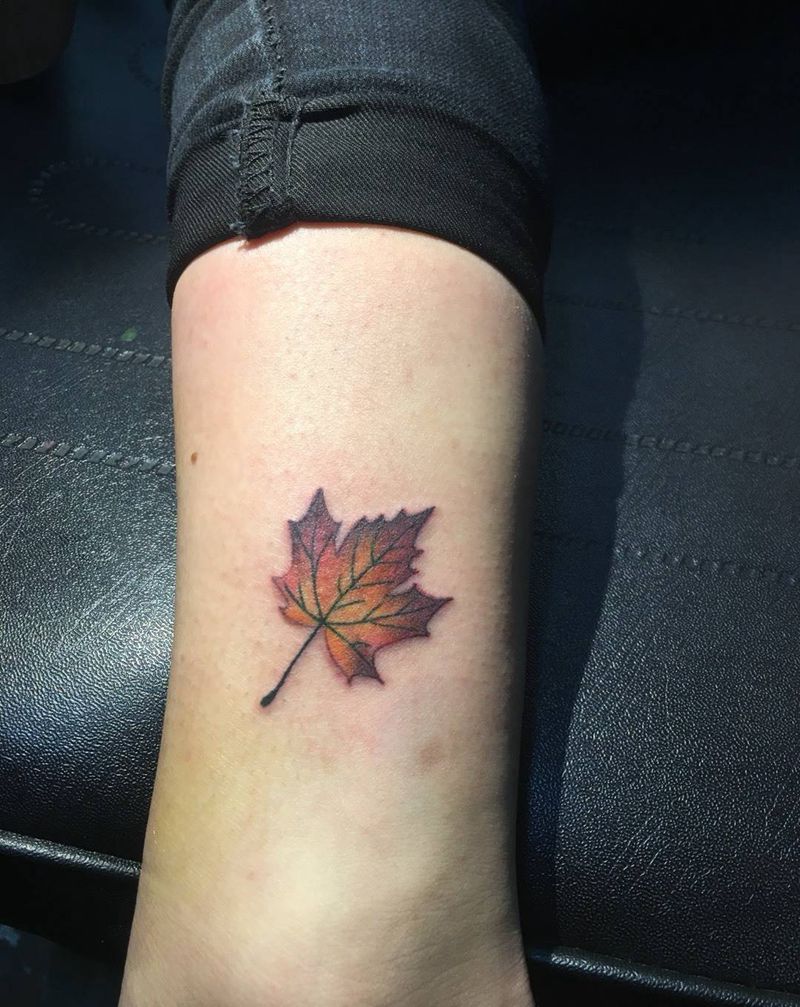 近日小作『枫叶』纹身图片