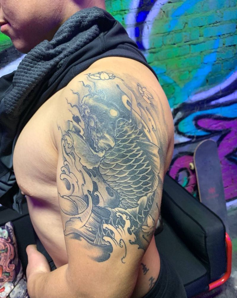 传统鲤鱼恢复后效果纹身图片