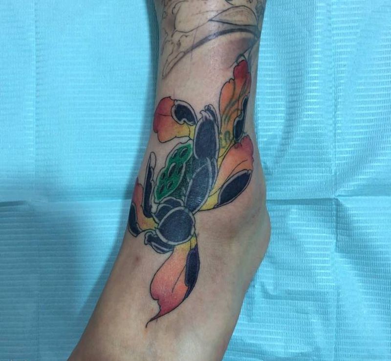 遮盖 荷花纹身图片_脚部新传统纹身图案