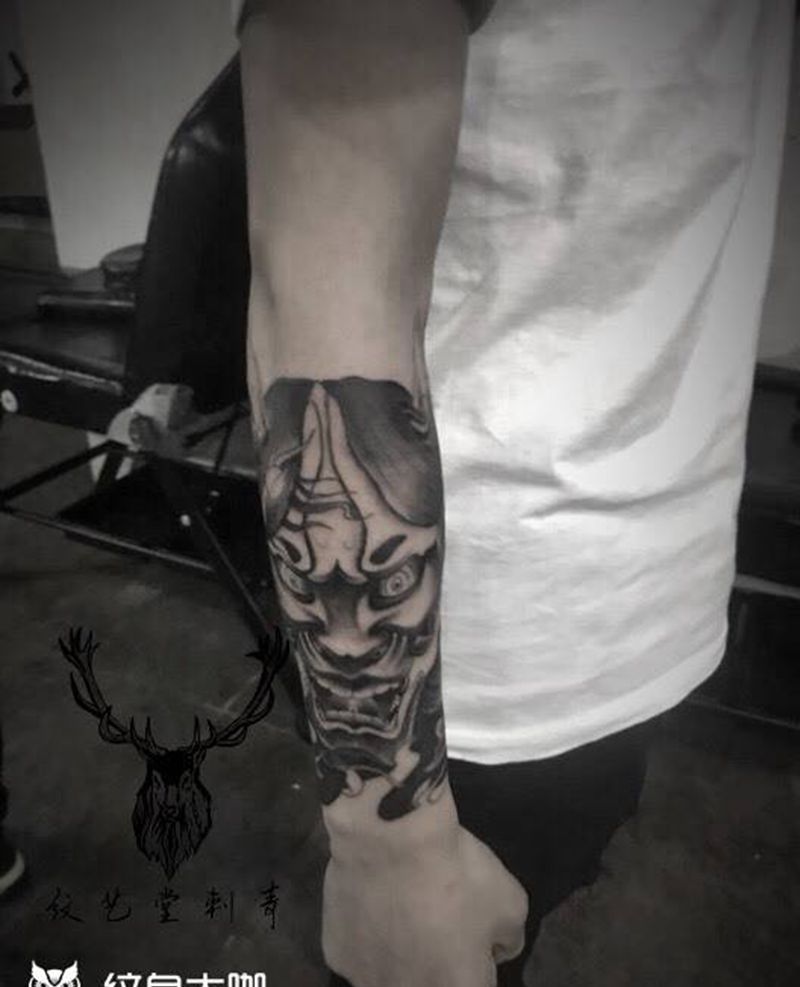 小臂正面般若纹身图片