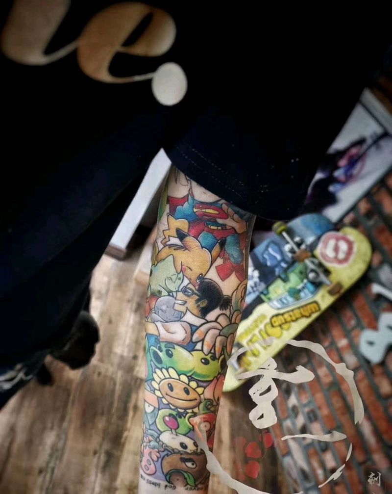 new school恢复3年后纹身图片_手部新传统纹身图案