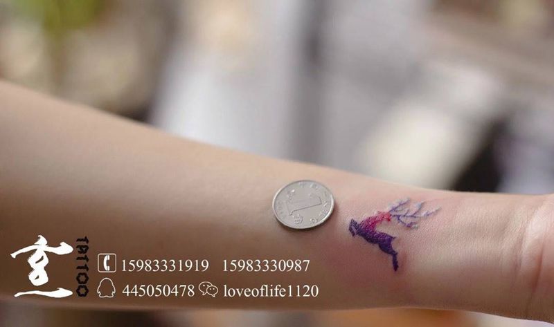 小清新两枚纹身图片