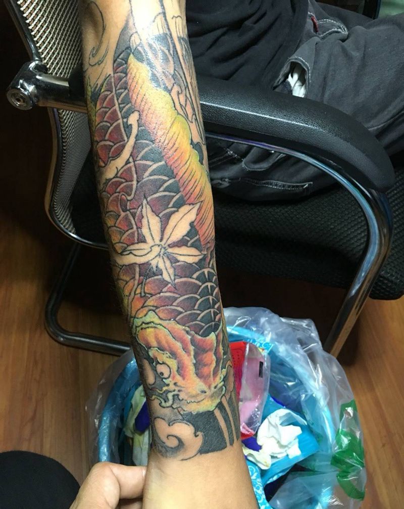 骚花臂未完成纹身图片