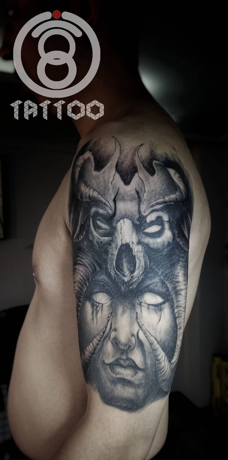 欧美遮盖旧纹身纹身图片_肩部欧美写实纹身图案