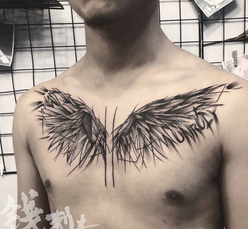 一对不羁的翅膀纹身图片