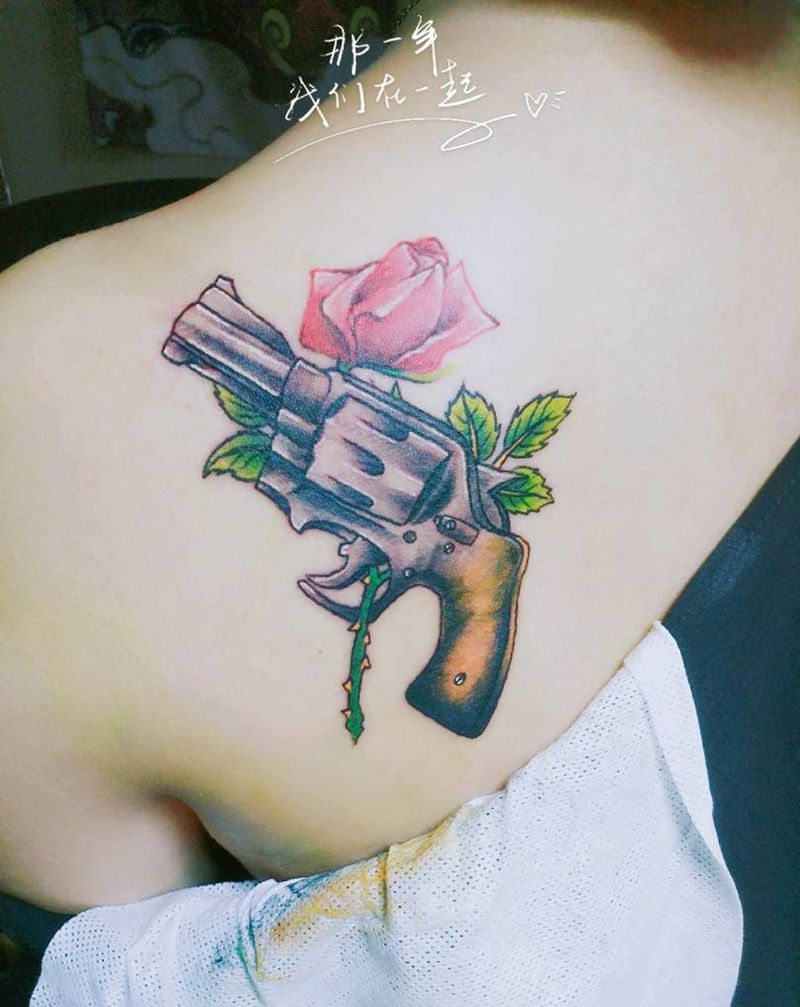 美丽而危险纹身图片