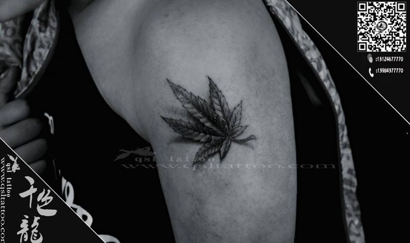 大麻叶纹身图片