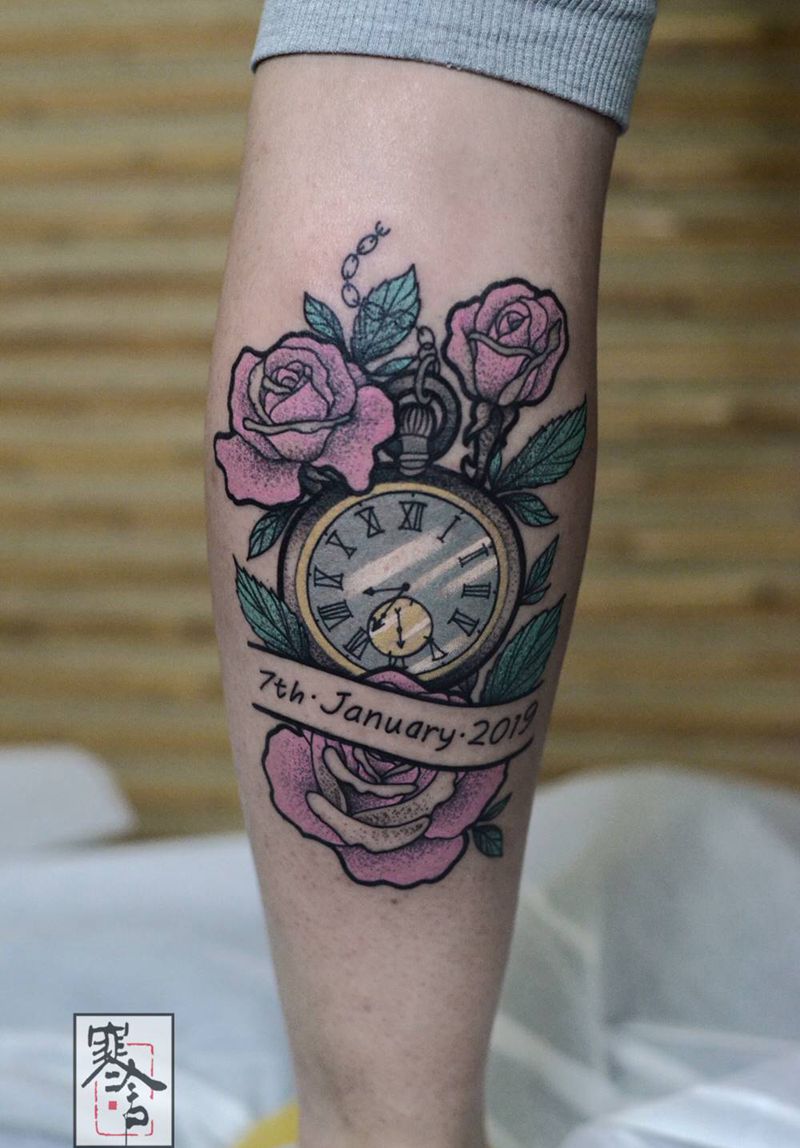 钟表纹身图片_腿部New School纹身图案