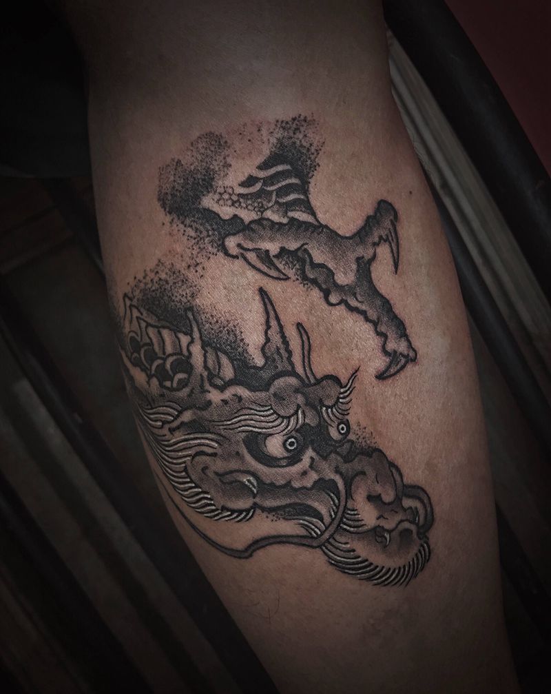 老传统丑龙纹身图片_腿部老传统纹身图案