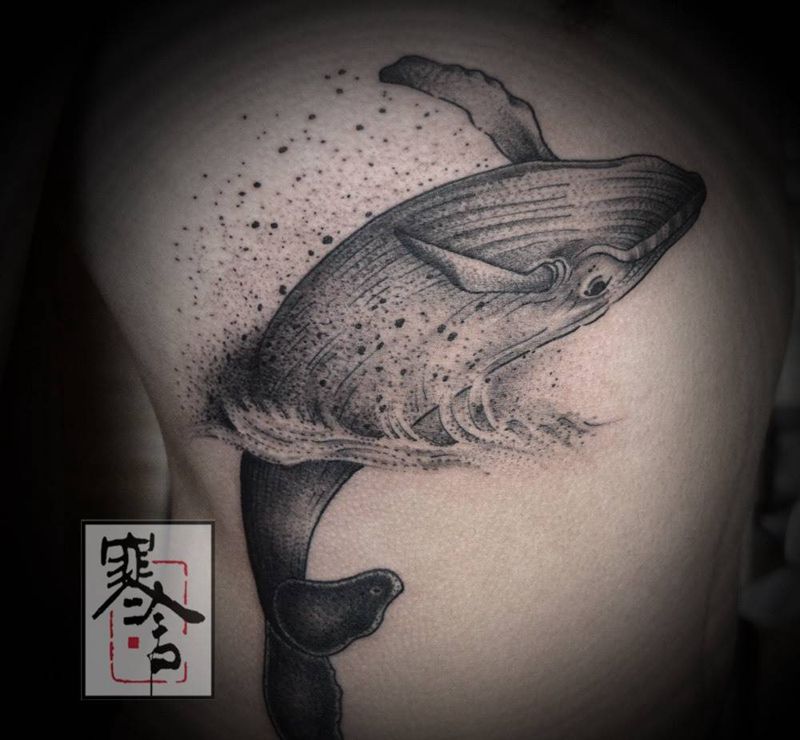 鲸纹身图片_成品腰部欧美动物纹身图案