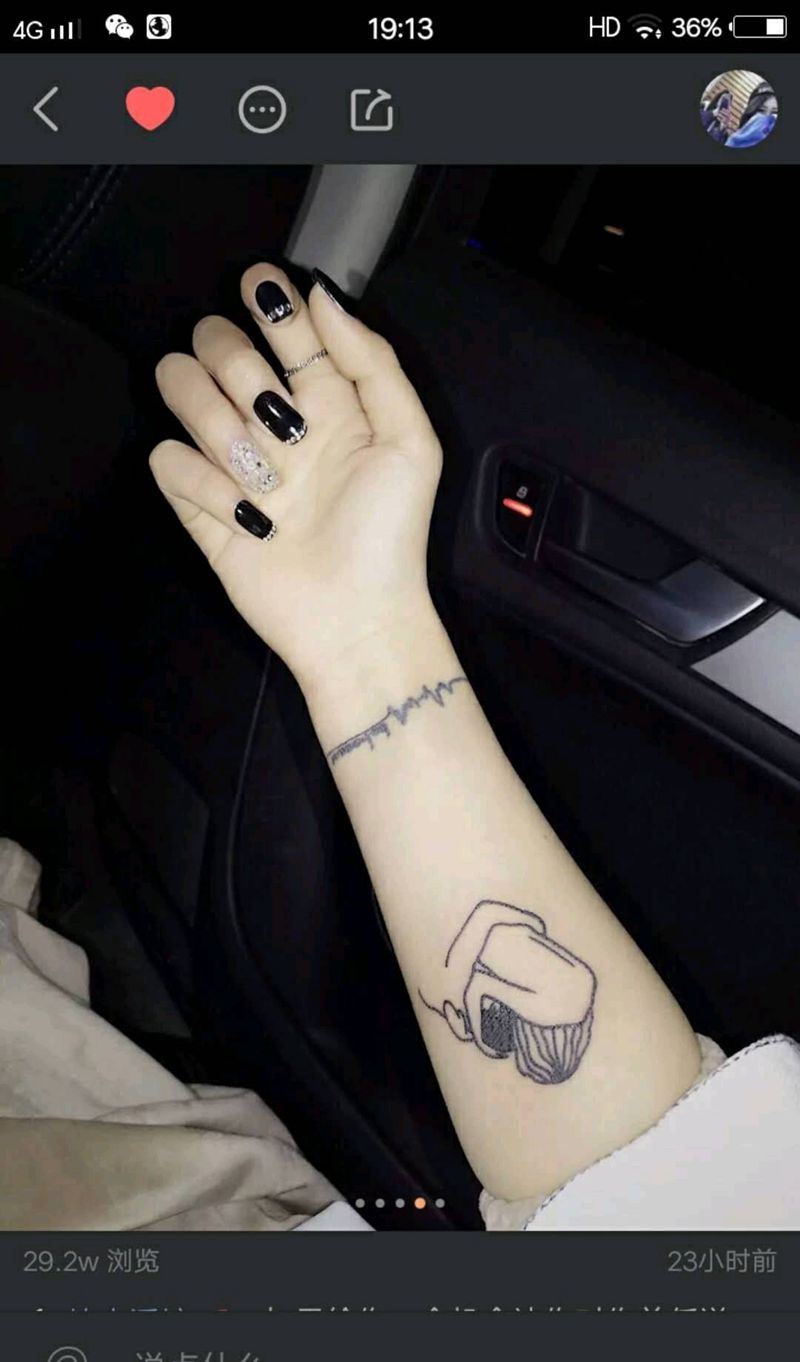 极简小人and死亡线纹身图片