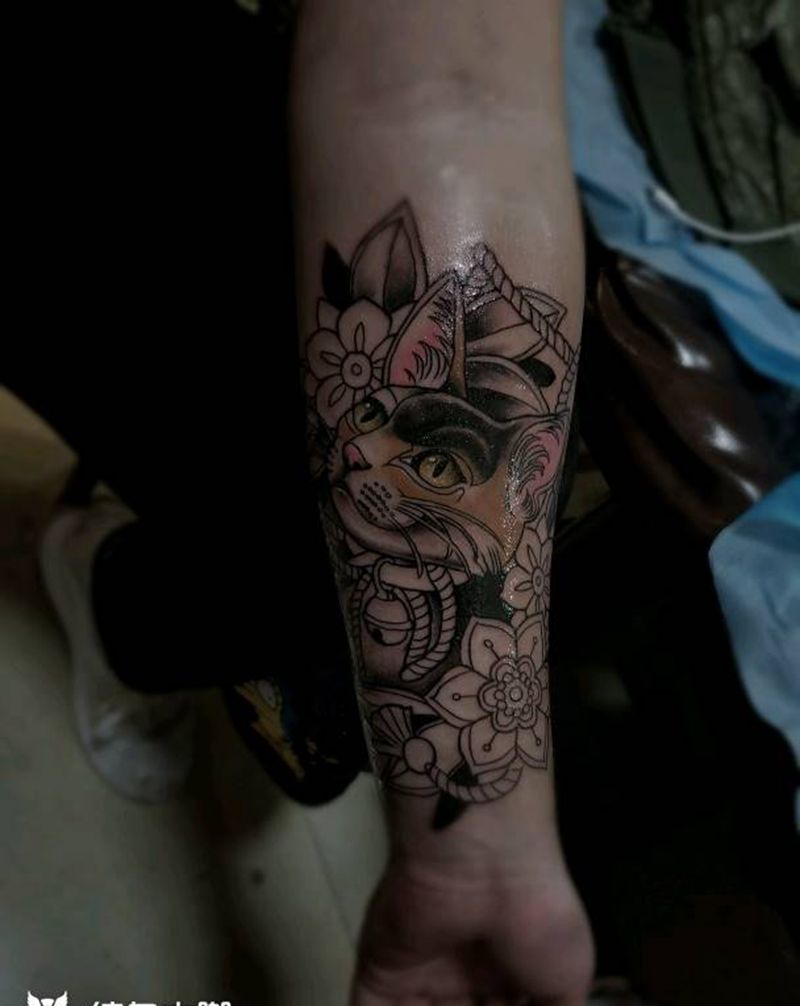 猫，半成品纹身图片