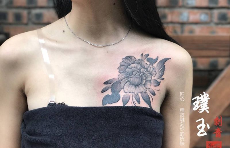 线条与灰纹身图片