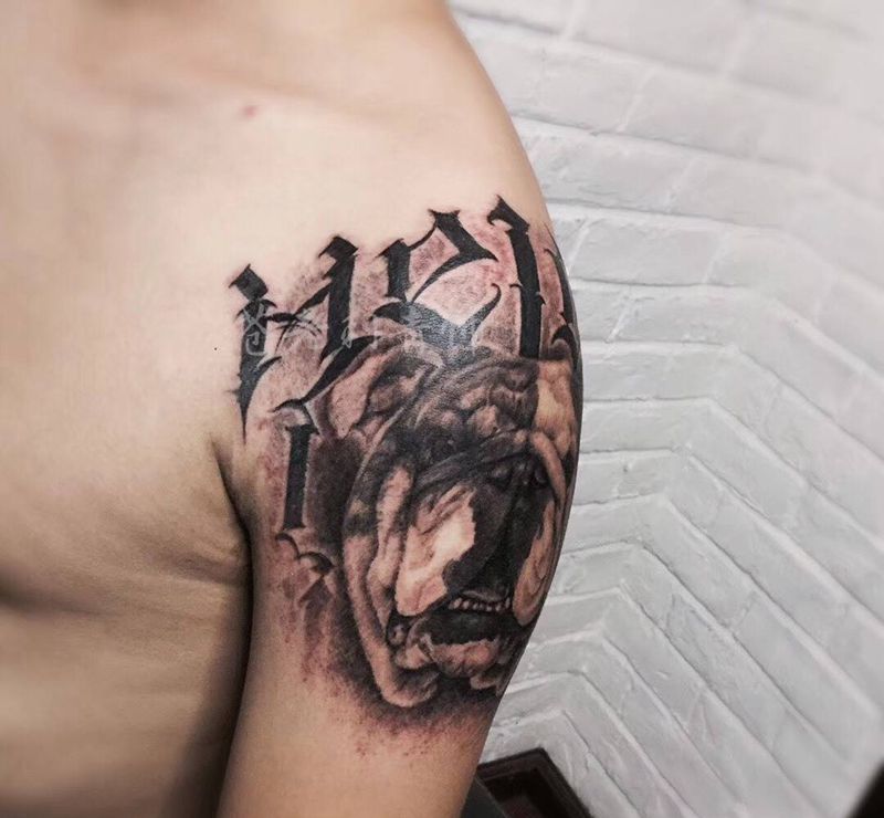 纪念陪伴[玫瑰]纹身图片