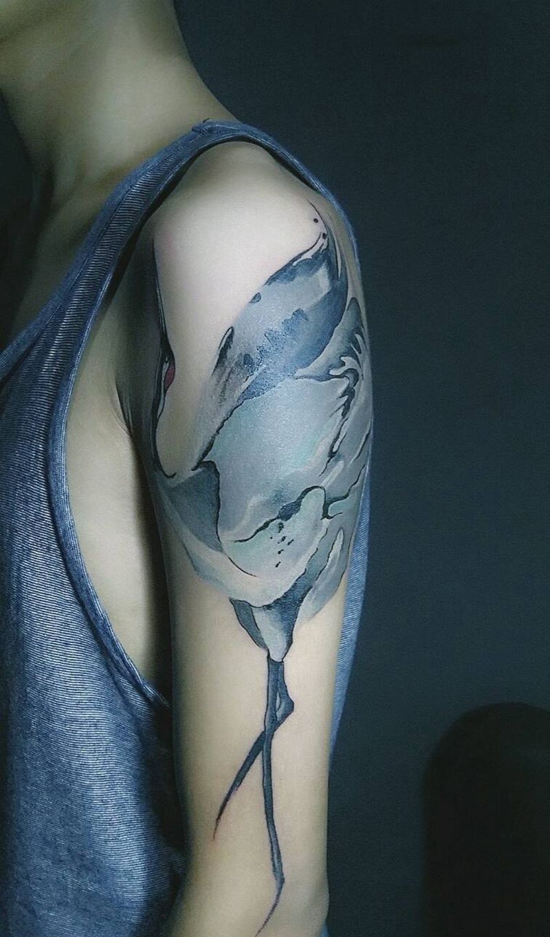 鹤者傲也纹身图片_水墨纹身图案