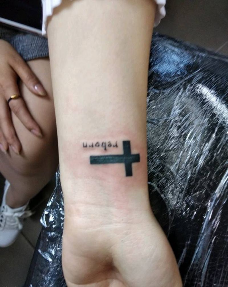 精致的小图遮盖纹身图片