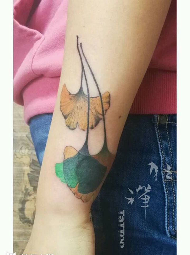 银杏遮盖纹身图片_手部腿部纹身图案