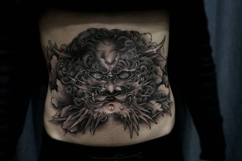 唐狮头。纹身图片