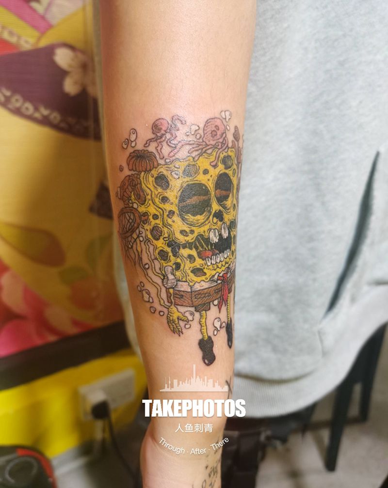 暗黑海绵宝宝纹身图片_手臂纹身图案